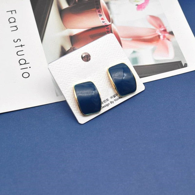 Elegant Geometric Dangle Earrings